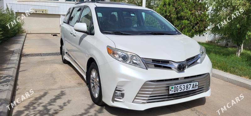 Toyota Sienna 2019 - 553 000 TMT - Ашхабад - img 5