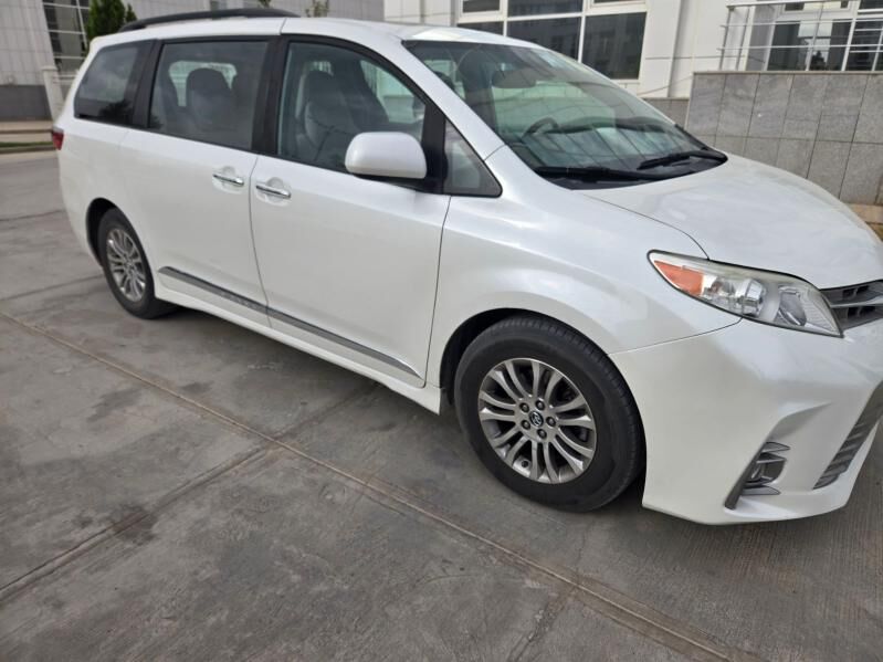 Toyota Sienna 2019 - 431 000 TMT - Ашхабад - img 3
