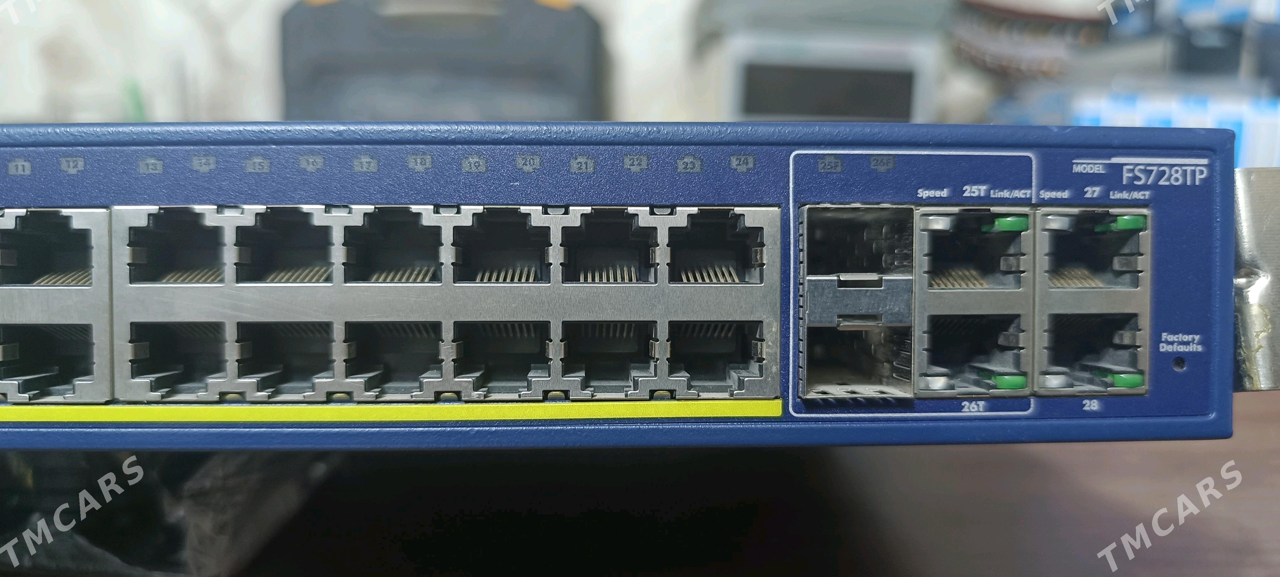 Switch PoE Netgear FS728TPV2 - 30 mkr - img 3
