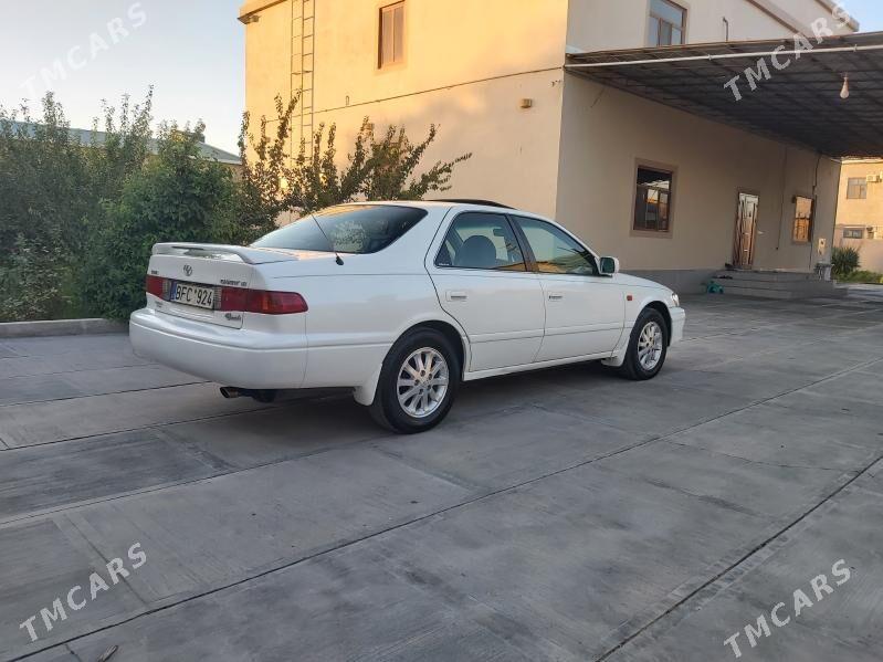 Toyota Camry 2001 - 160 000 TMT - Чарджоу - img 4