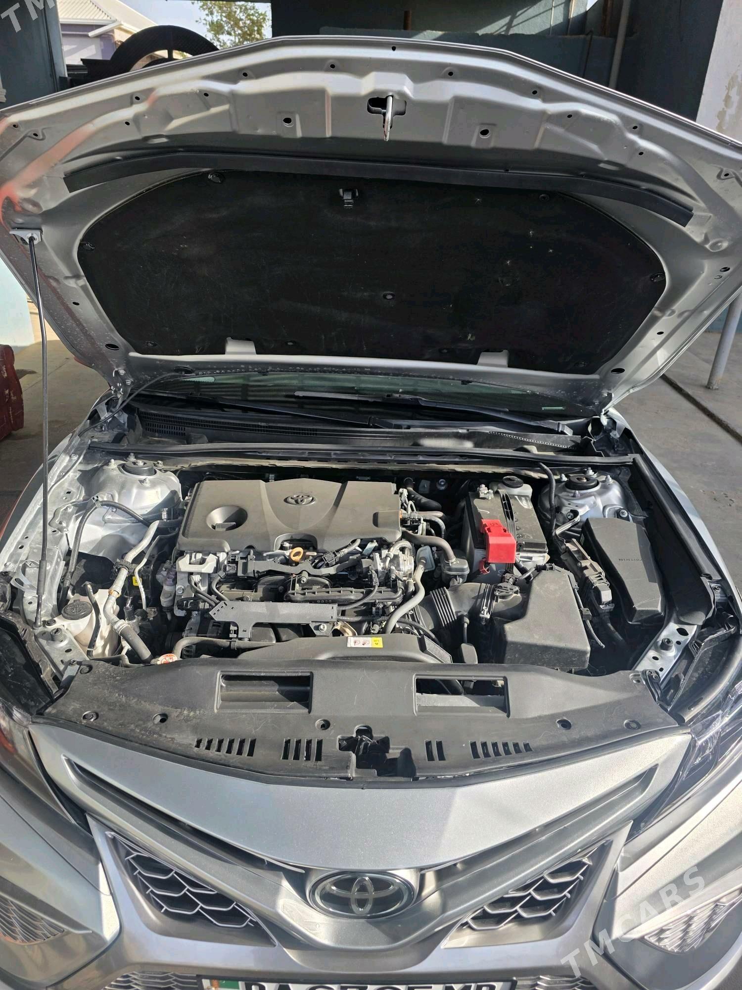 Toyota Camry 2021 - 290 000 TMT - Baýramaly - img 8