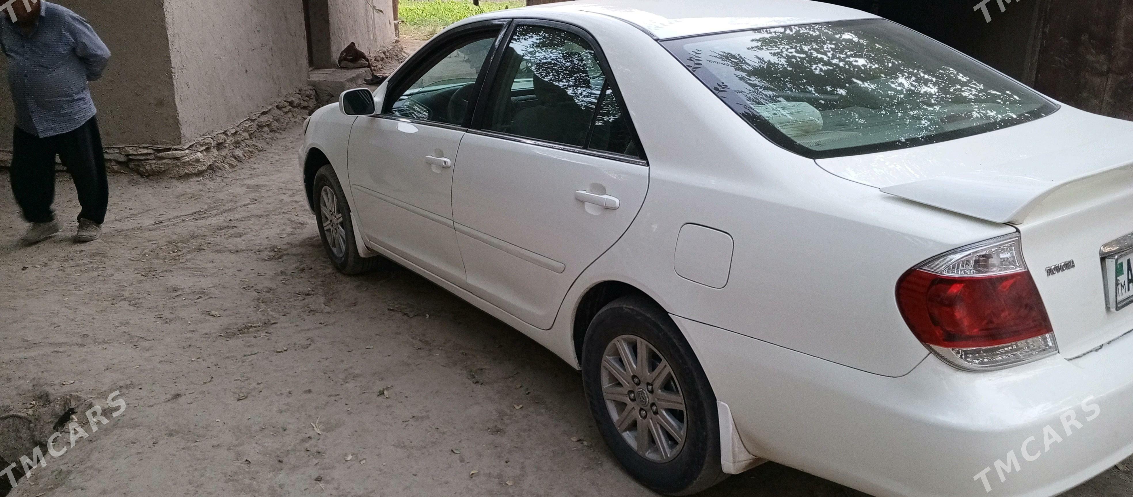 Toyota Camry 2004 - 190 000 TMT - етр. Туркменбаши - img 5