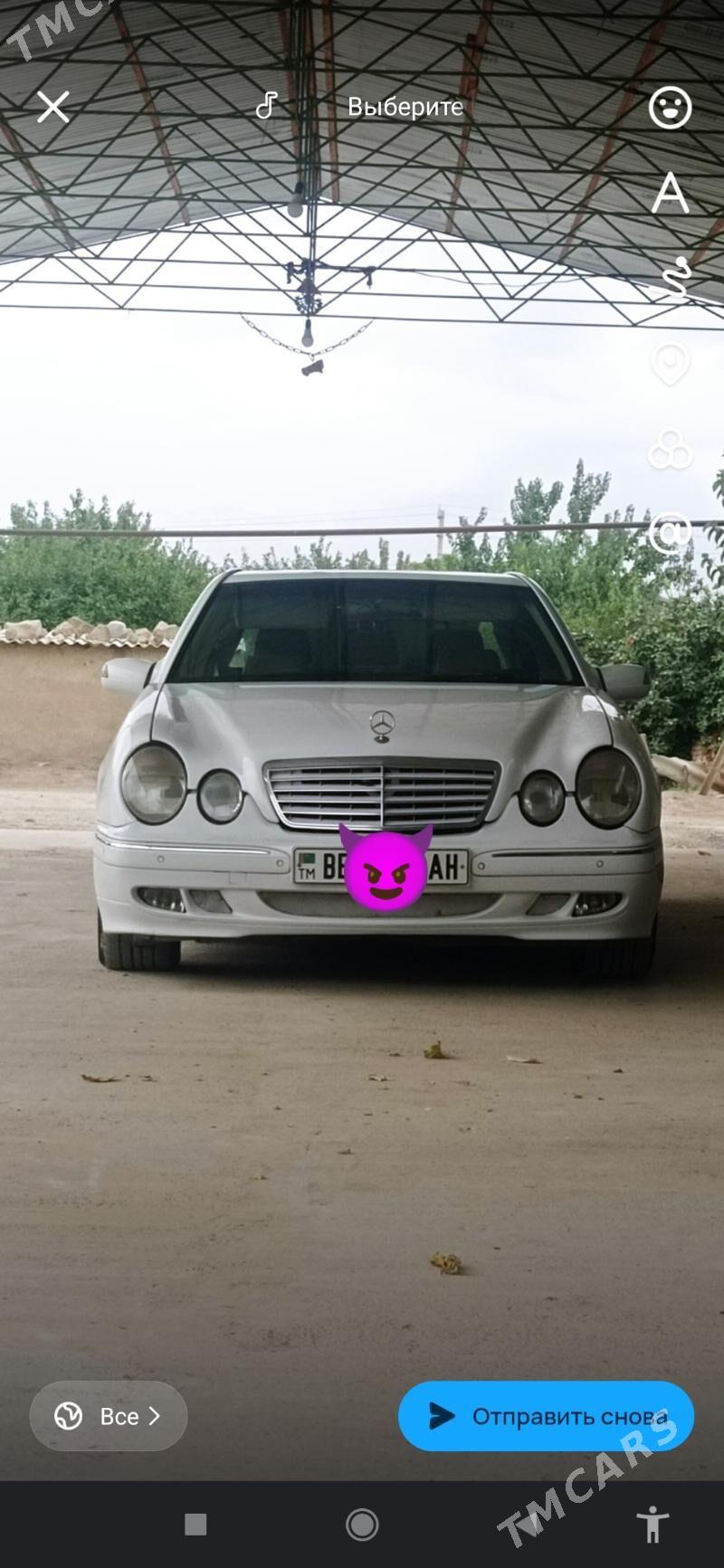 Mercedes-Benz E320 2001 - 112 000 TMT - Бахарден - img 1