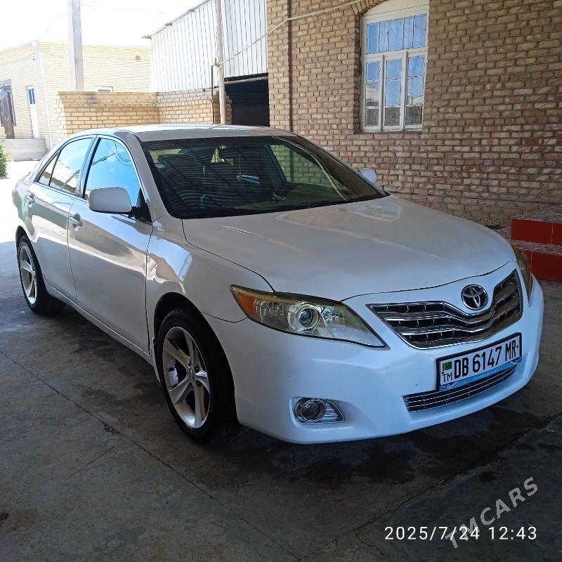 Toyota Camry 2010 - 115 000 TMT - Сакарчага - img 2