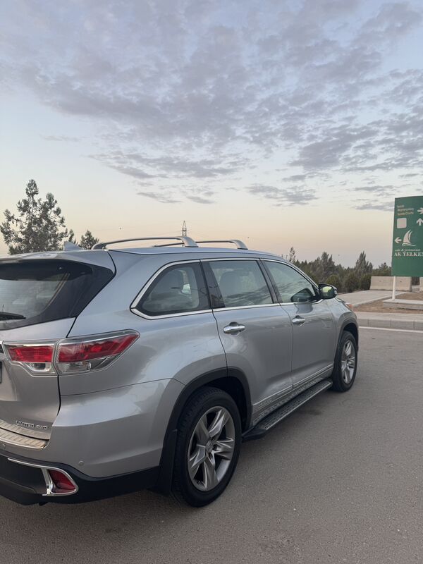 Toyota Highlander 2015 - 380 000 TMT - Aşgabat - img 3