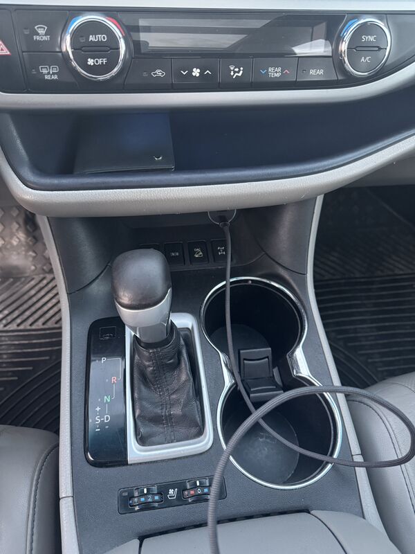 Toyota Highlander 2015 - 380 000 TMT - Aşgabat - img 9