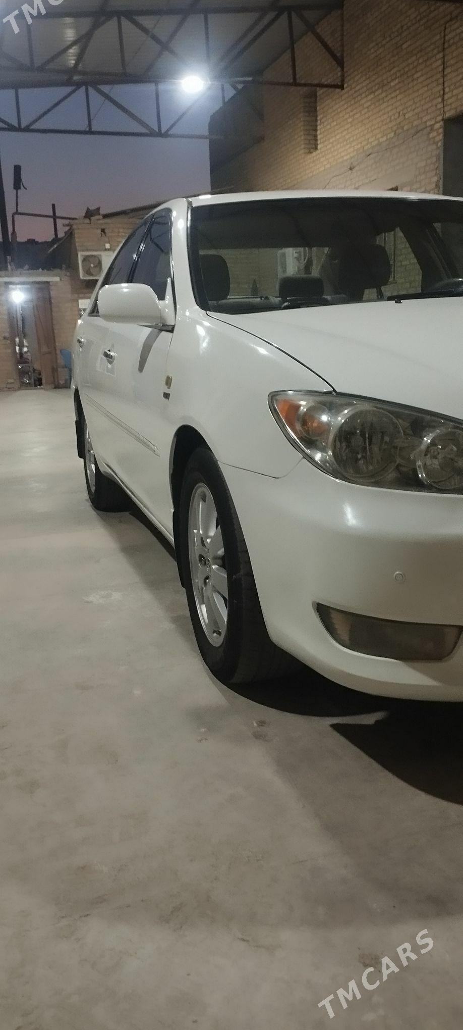 Toyota Camry 2002 - 125 000 TMT - Чарджоу - img 3