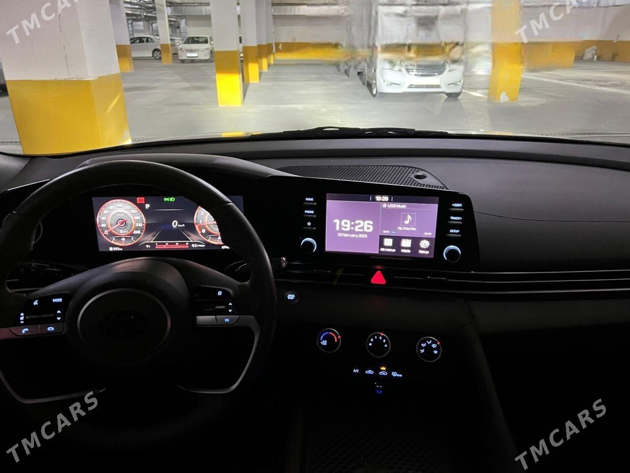 Hyundai Elantra 2021 - 310 000 TMT - Ашхабад - img 2