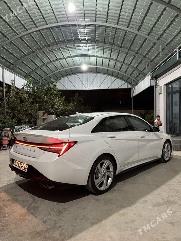 Hyundai Elantra 2022 - 256 000 TMT - Багир - img 2
