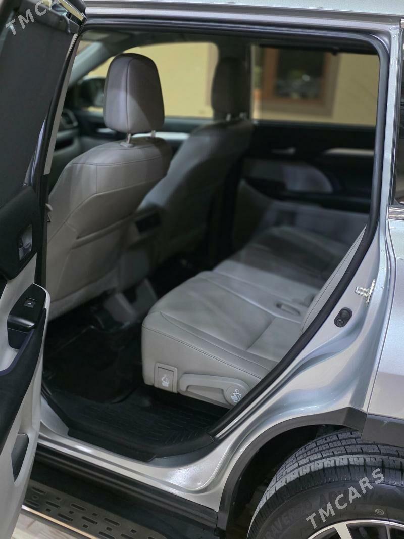 Toyota Highlander 2019 - 460 000 TMT - Туркменабат - img 6