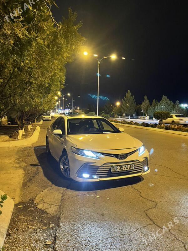 Toyota Camry 2018 - 320 000 TMT - Ашхабад - img 9