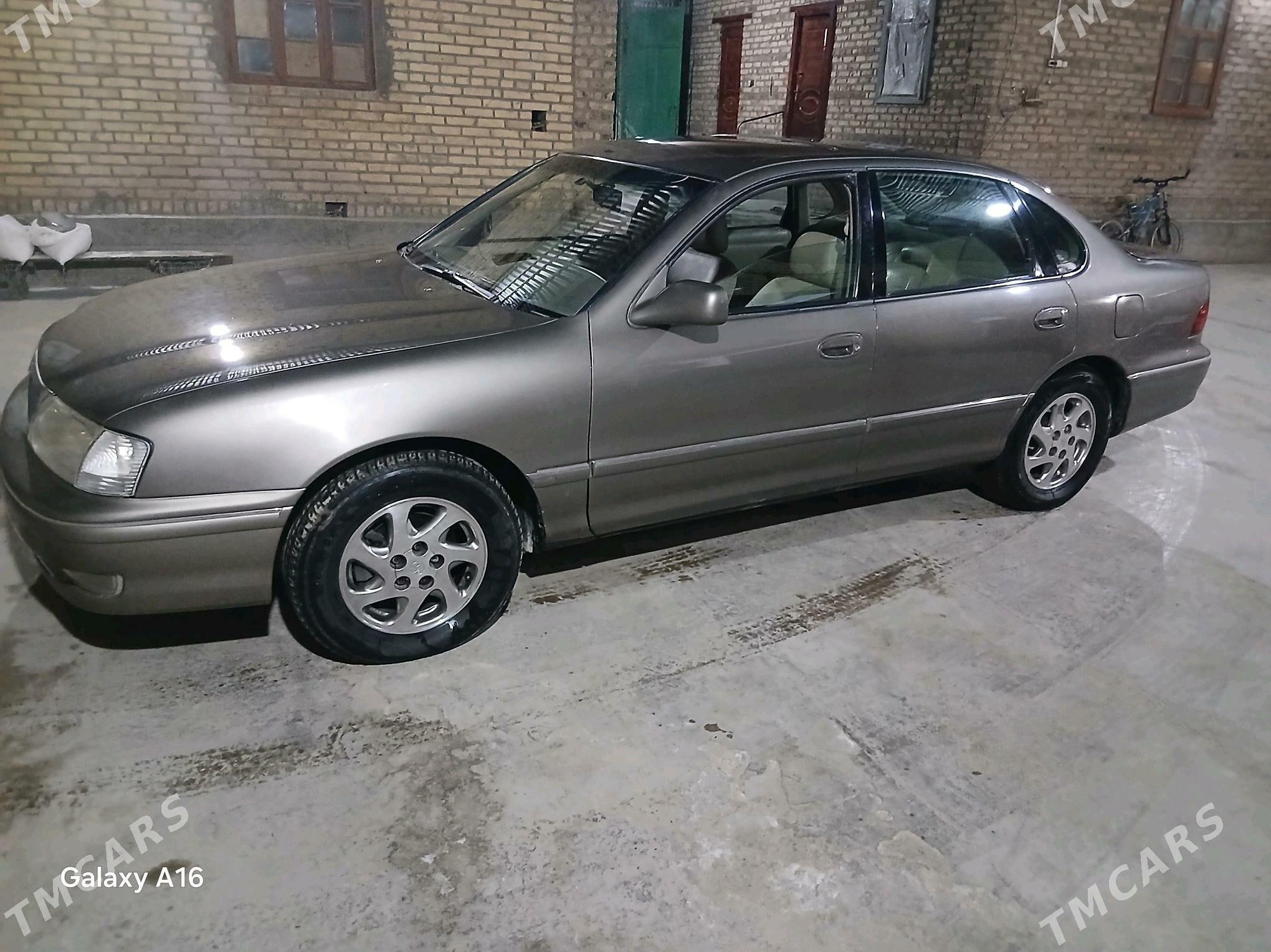 Toyota Avalon 1998 - 130 000 TMT - Чарджоу - img 2