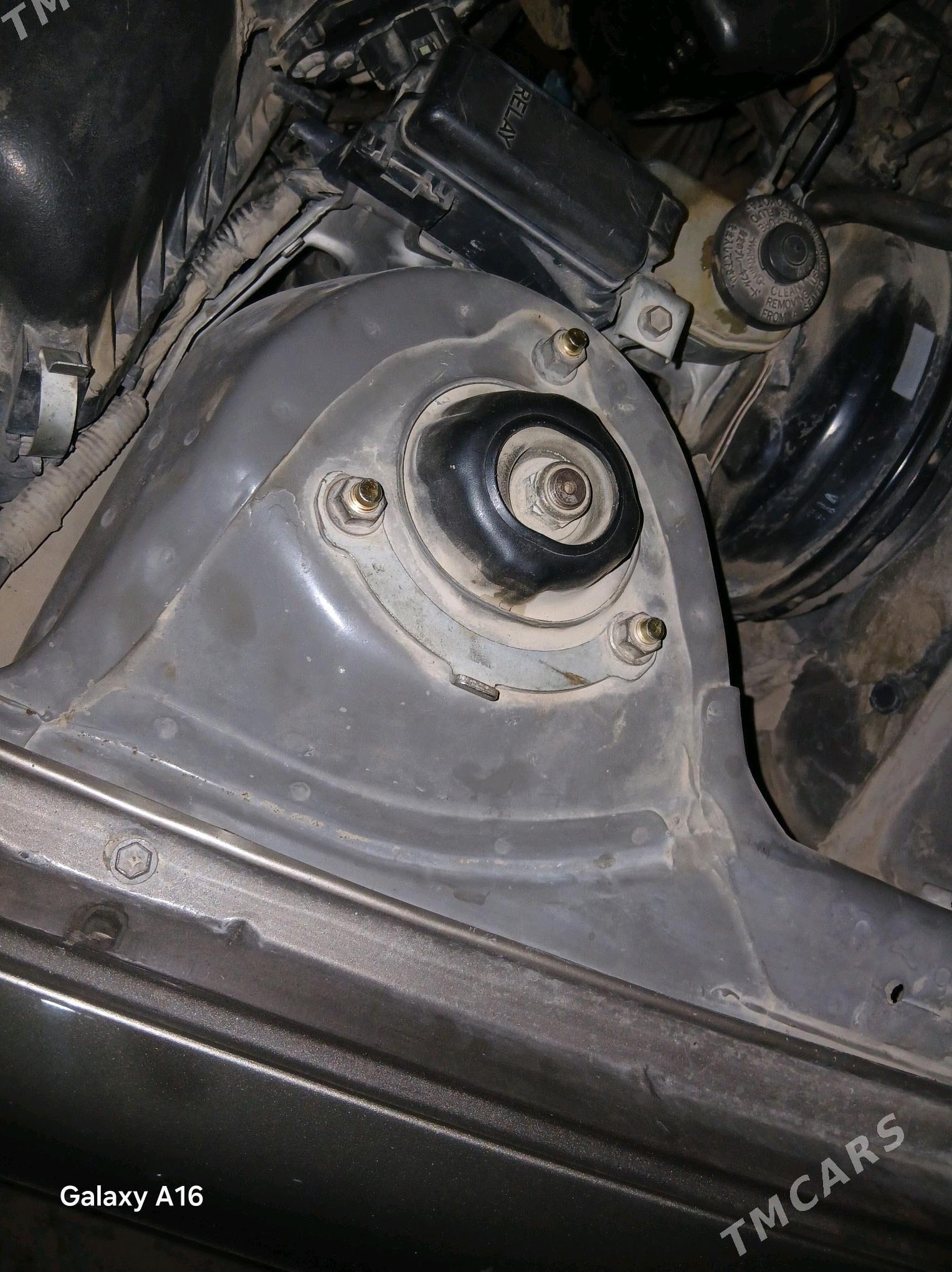 Toyota Avalon 1998 - 130 000 TMT - Чарджоу - img 6