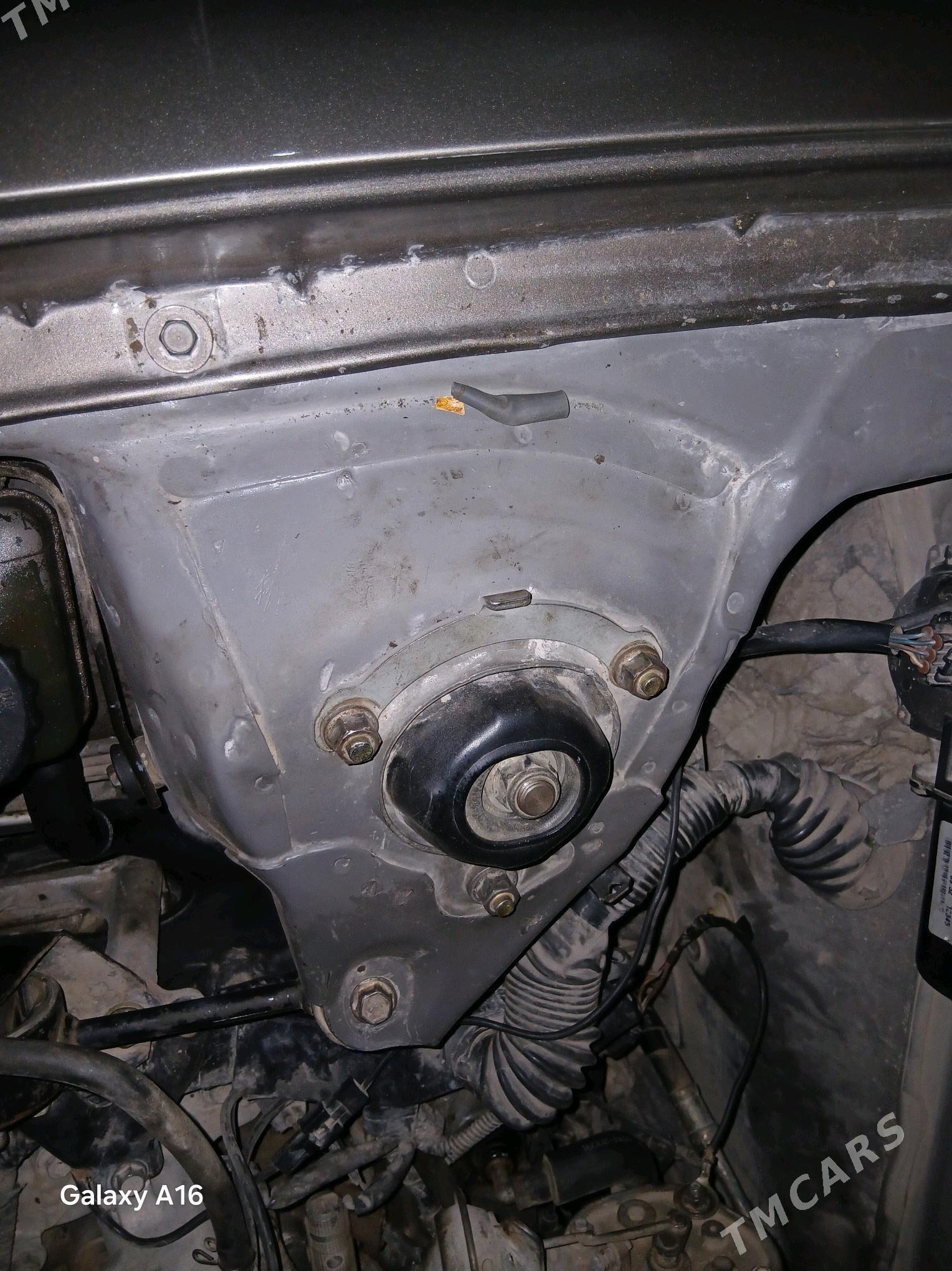 Toyota Avalon 1998 - 130 000 TMT - Чарджоу - img 7