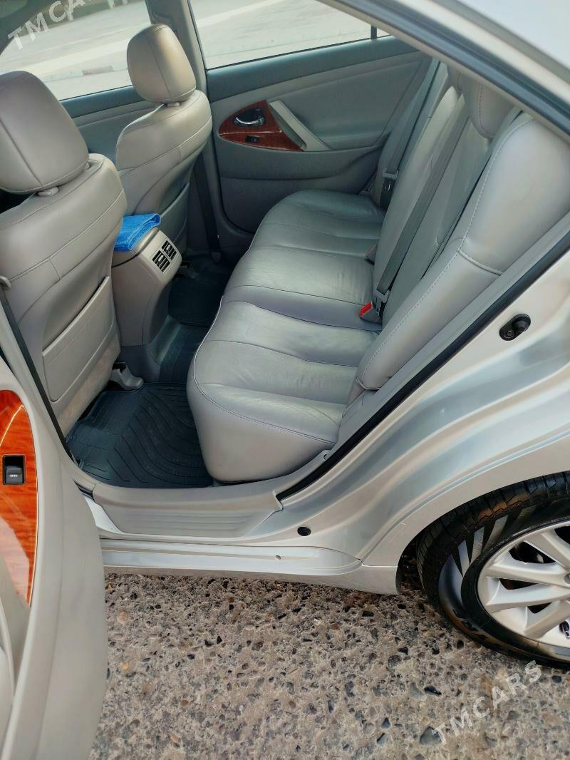 Toyota Camry 2010 - 260 000 TMT - Baýramaly - img 3