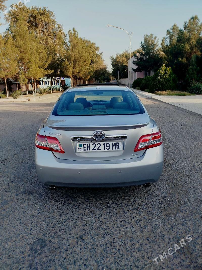 Toyota Camry 2010 - 260 000 TMT - Baýramaly - img 5