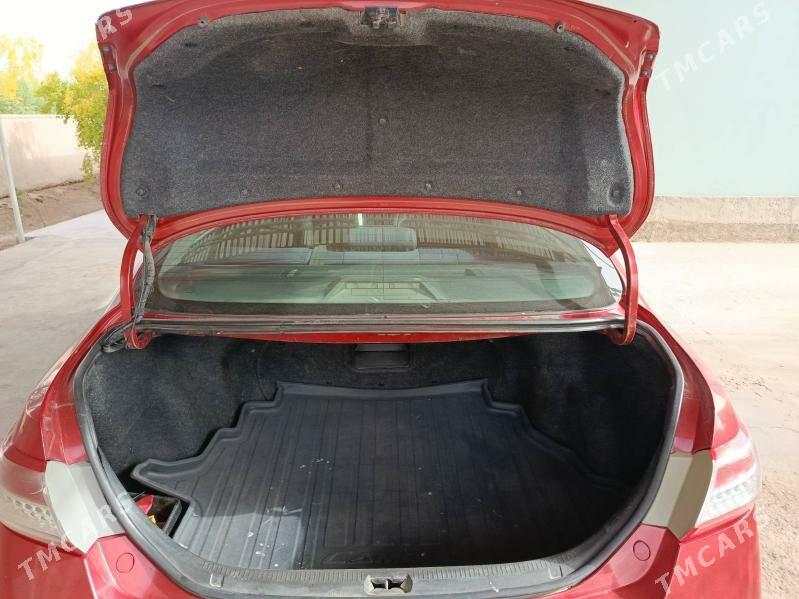 Toyota Camry 2011 - 180 000 TMT - Дашогуз - img 2