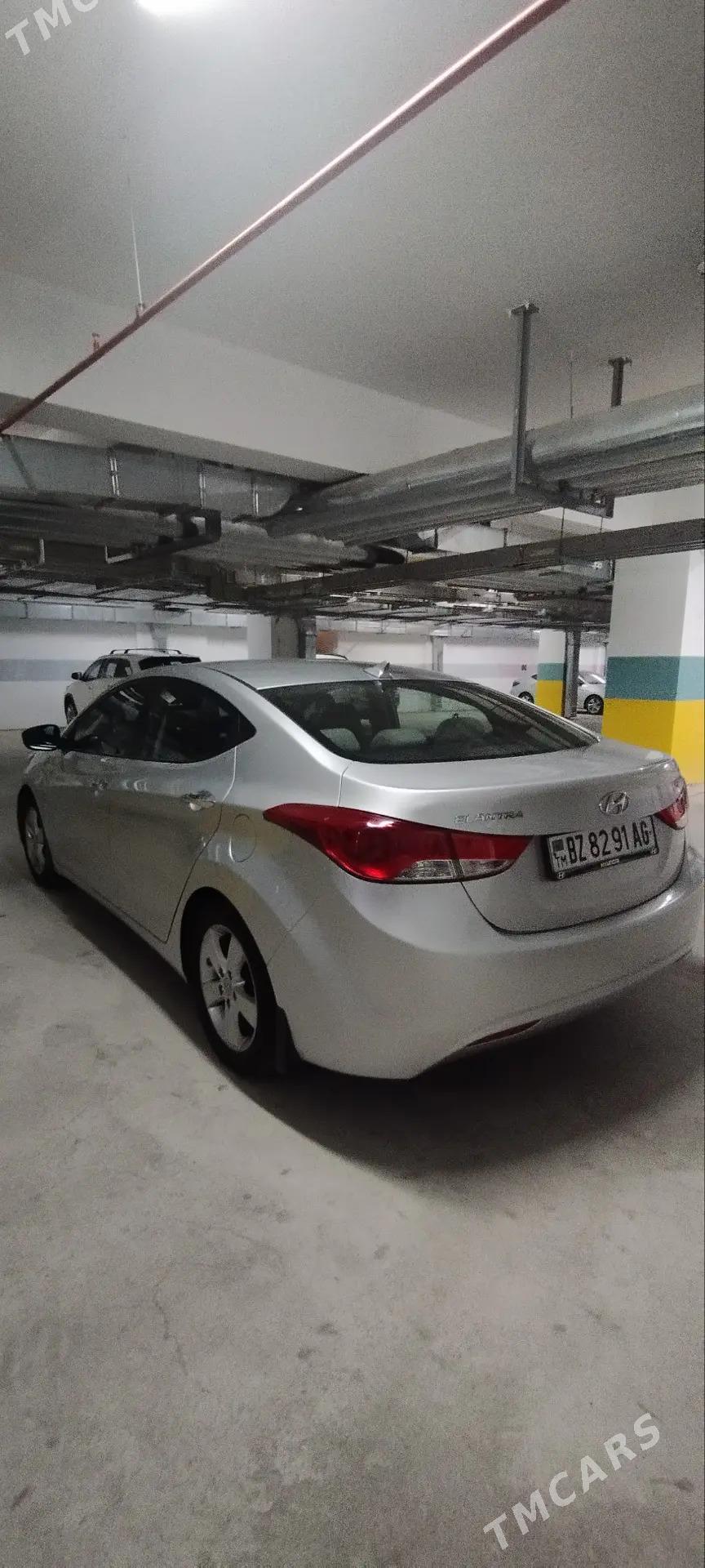 Hyundai Elantra 2011 - 155 000 TMT - Ашхабад - img 2