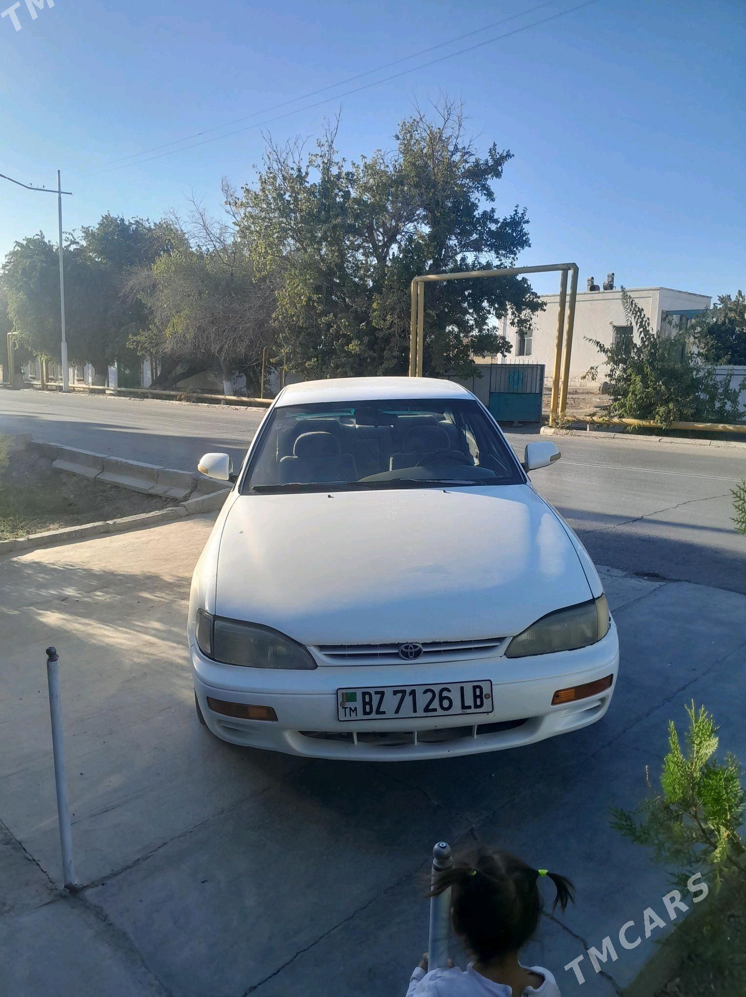 Toyota Camry 1994 - 89 000 TMT - Туркменабат - img 1