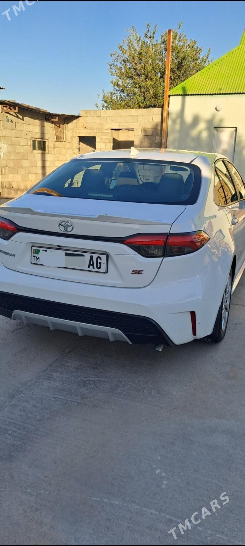 Toyota Corolla 2022 - 250 000 TMT - Büzmeýin - img 3