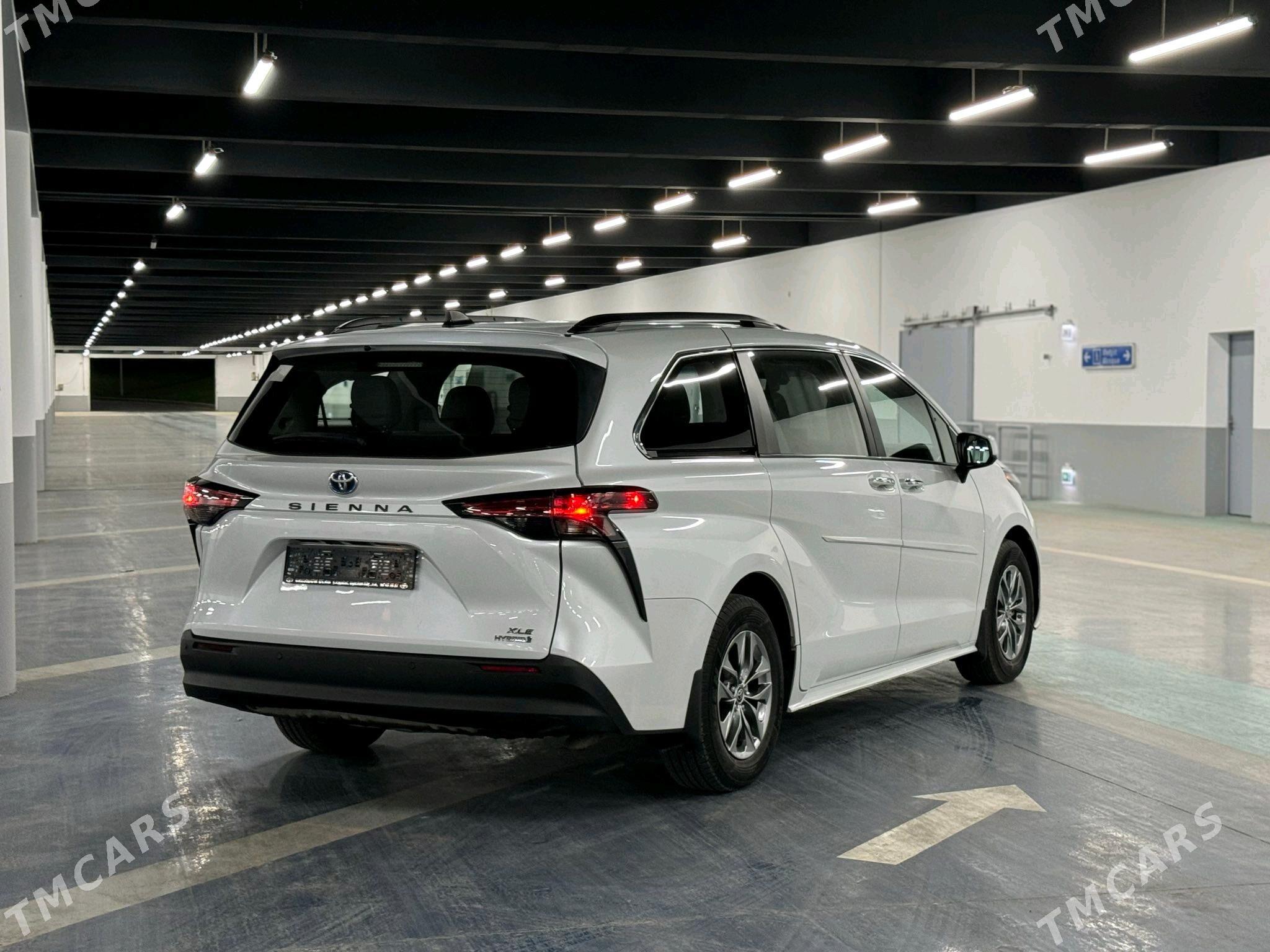 Toyota Sienna 2022 - 550 000 TMT - Aşgabat - img 6