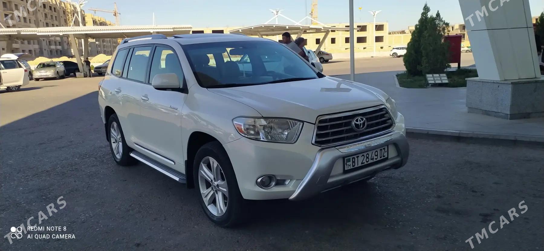 Toyota Highlander 2010 - 325 000 TMT - Гурбансолтан Едже - img 2