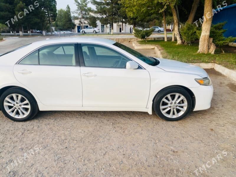 Toyota Camry 2010 - 200 000 TMT - Мары - img 3