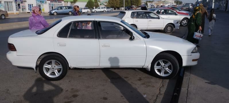 Toyota Camry 1993 - 50 000 TMT - Мургап - img 8