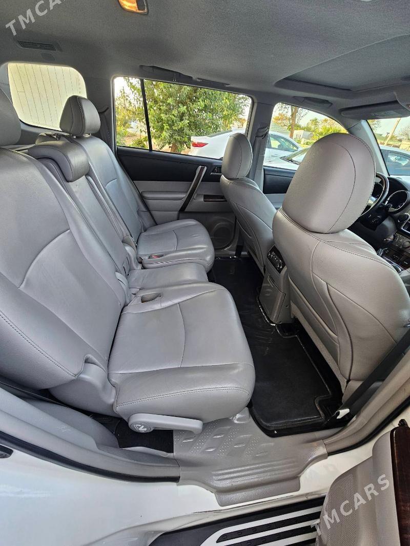 Toyota Highlander 2013 - 370 000 TMT - Ашхабад - img 6