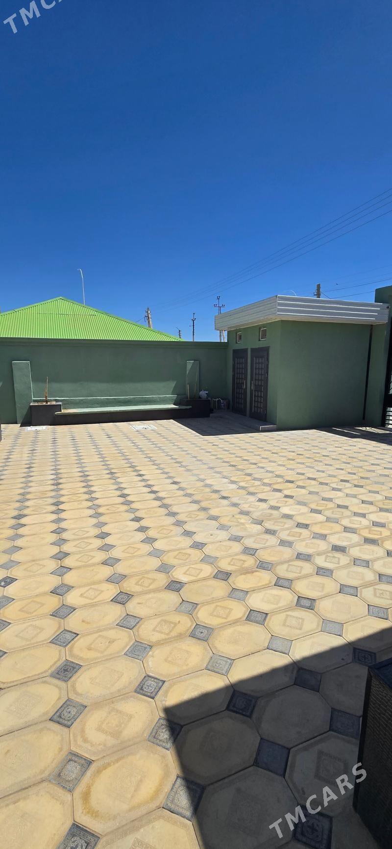 Magtumguly 8 sotok 5 kom 260m² - Ашхабад - img 7