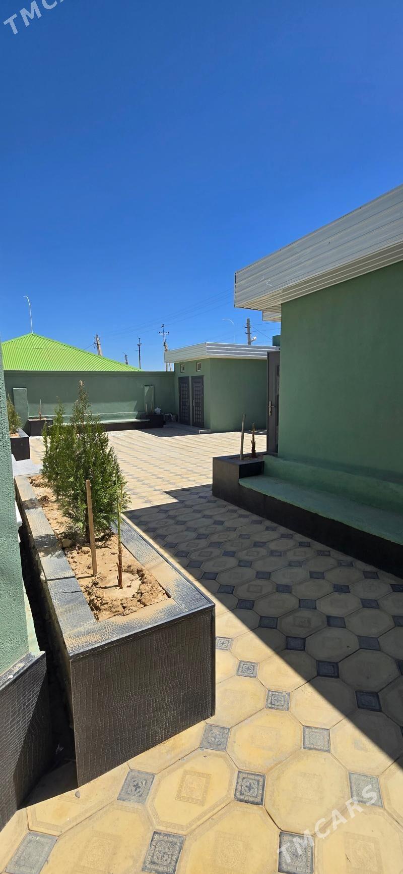 Magtumguly 8 sotok 5 kom 260m² - Ашхабад - img 6