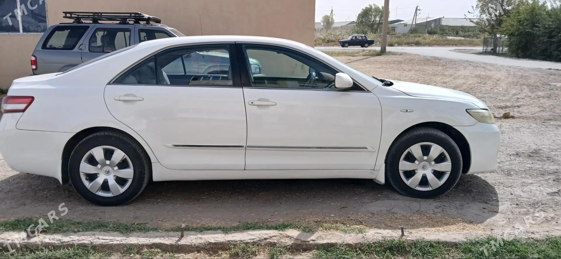 Toyota Camry 2010 - 190 000 TMT - Туркменабат - img 1