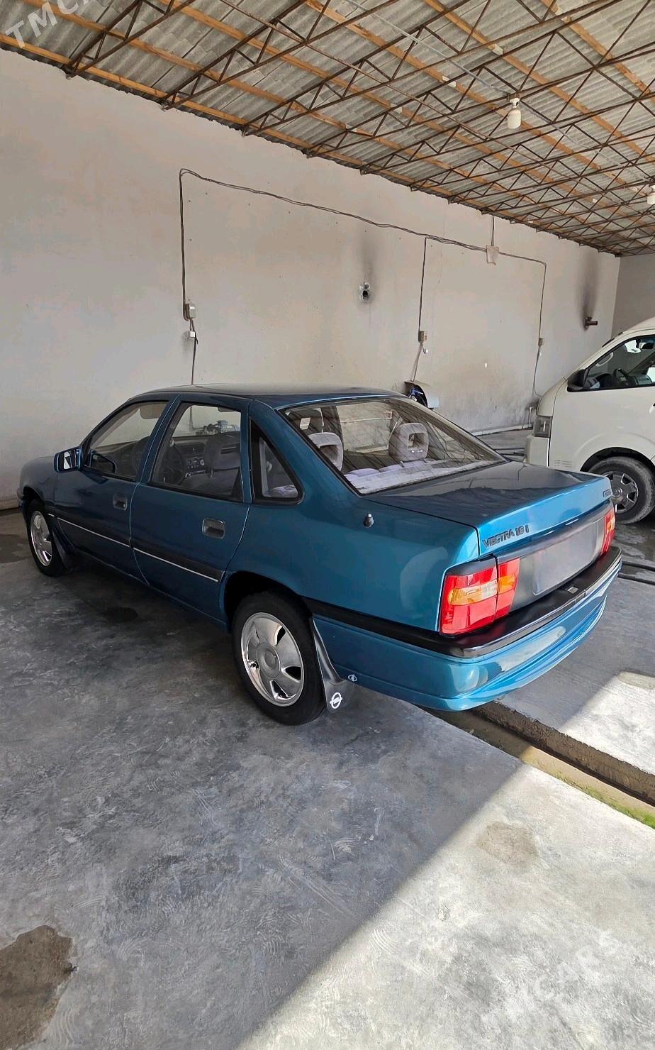 Opel Vectra 1993 - 50 000 TMT - Мары - img 1