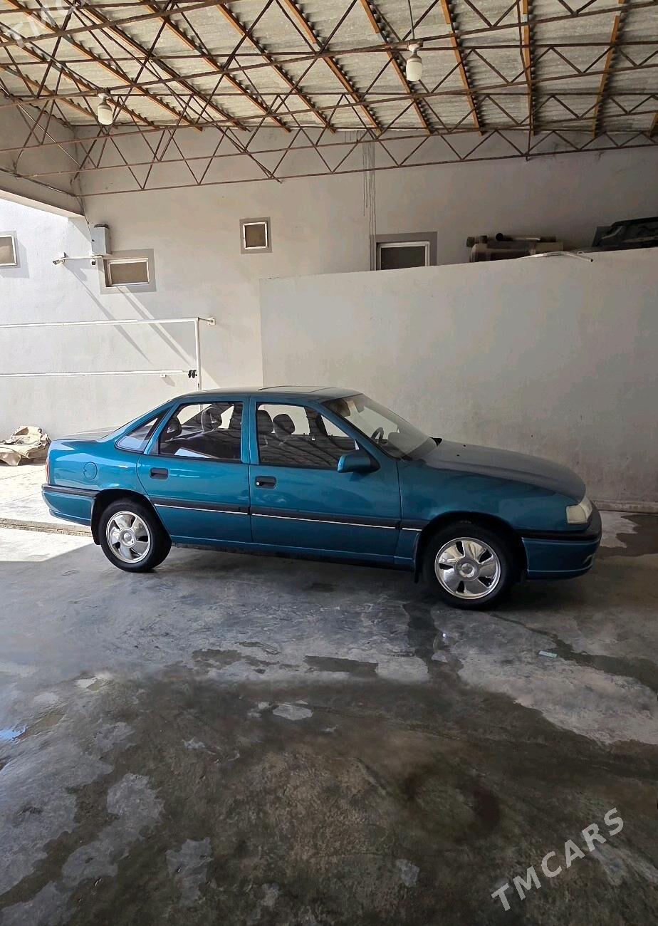 Opel Vectra 1993 - 50 000 TMT - Мары - img 4