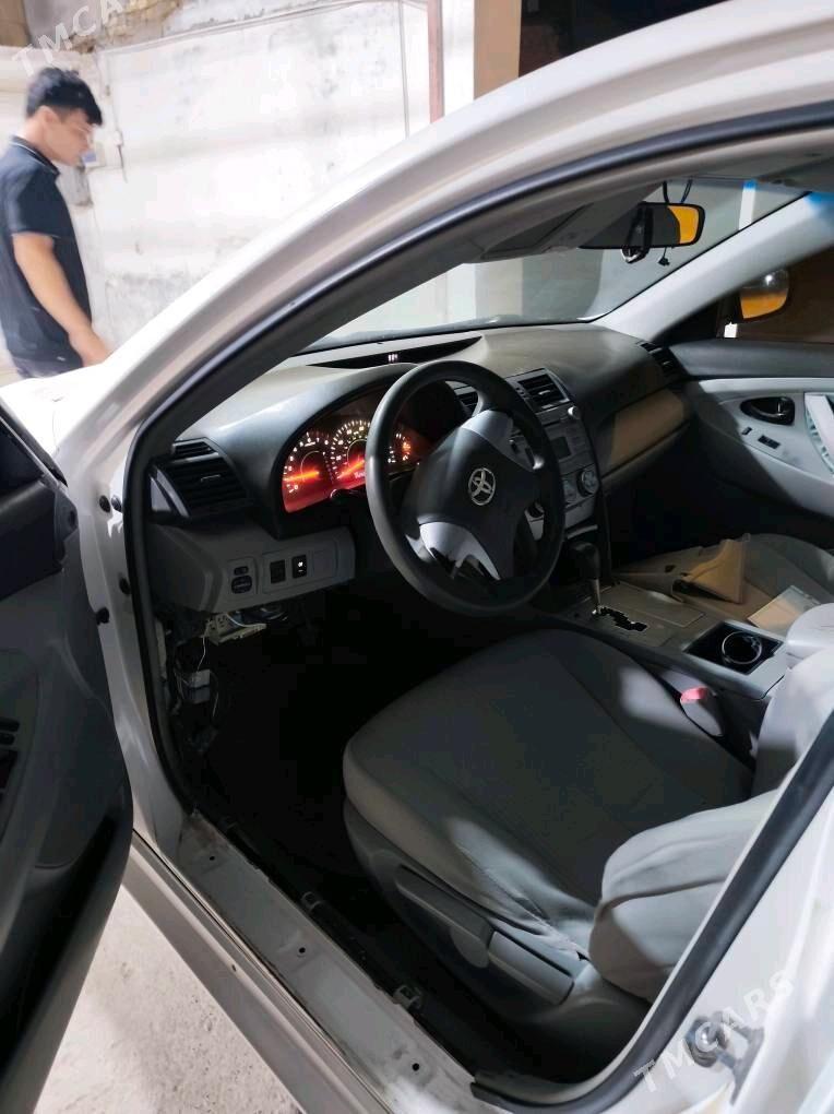 Toyota Camry 2010 - 150 000 TMT - Чарджоу - img 7