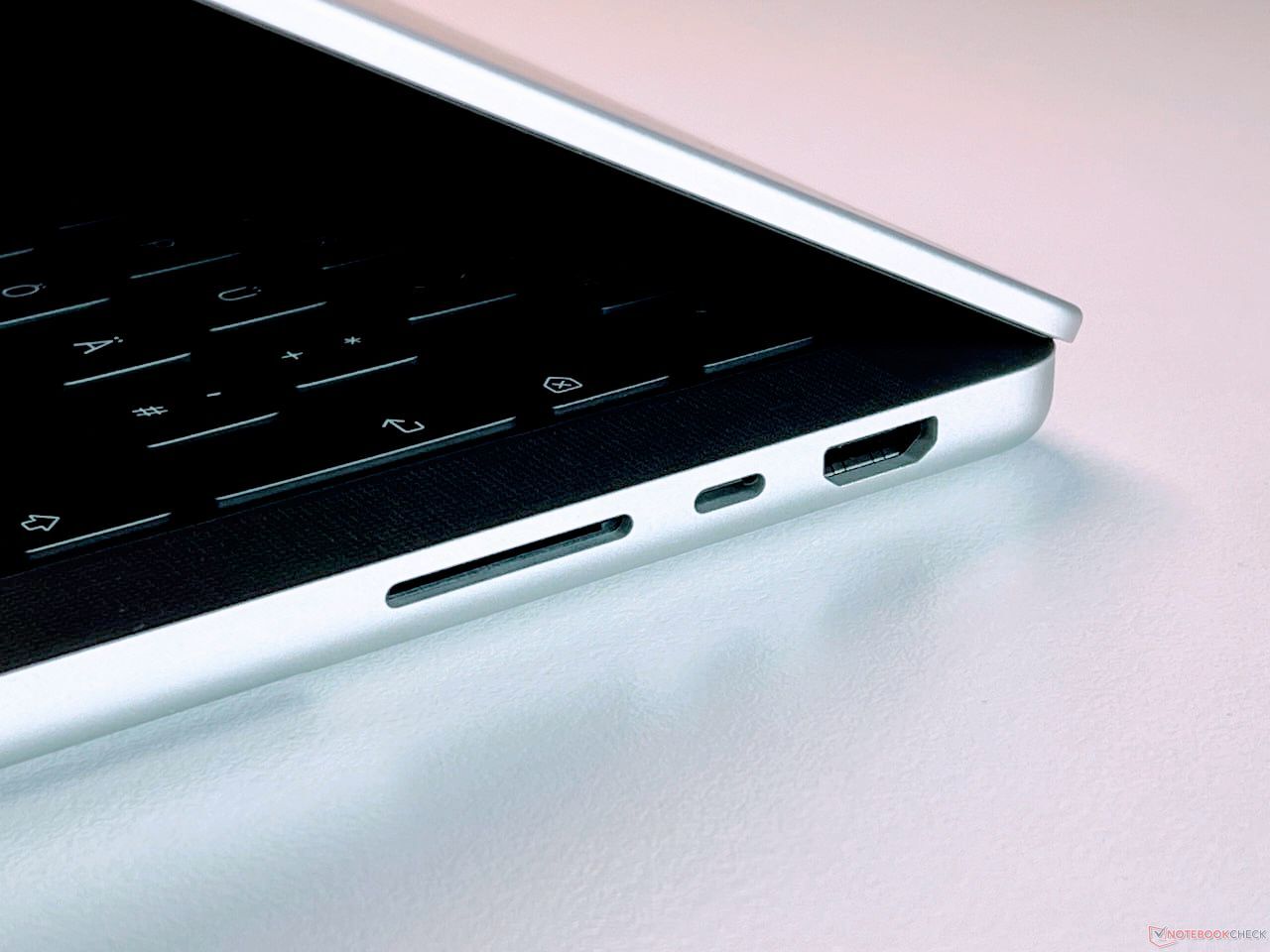 MacBook Pro 14/M4/RAM 16GB - Ашхабад - img 5