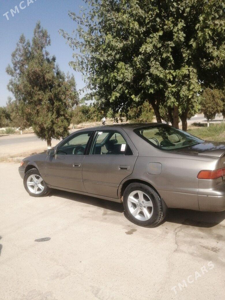 Toyota Camry 1997 - 110 000 TMT - Halaç - img 4
