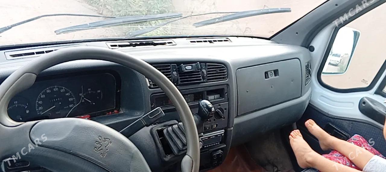 Peugeot 607 1996 - 60 000 TMT - Шабатский этрап - img 1