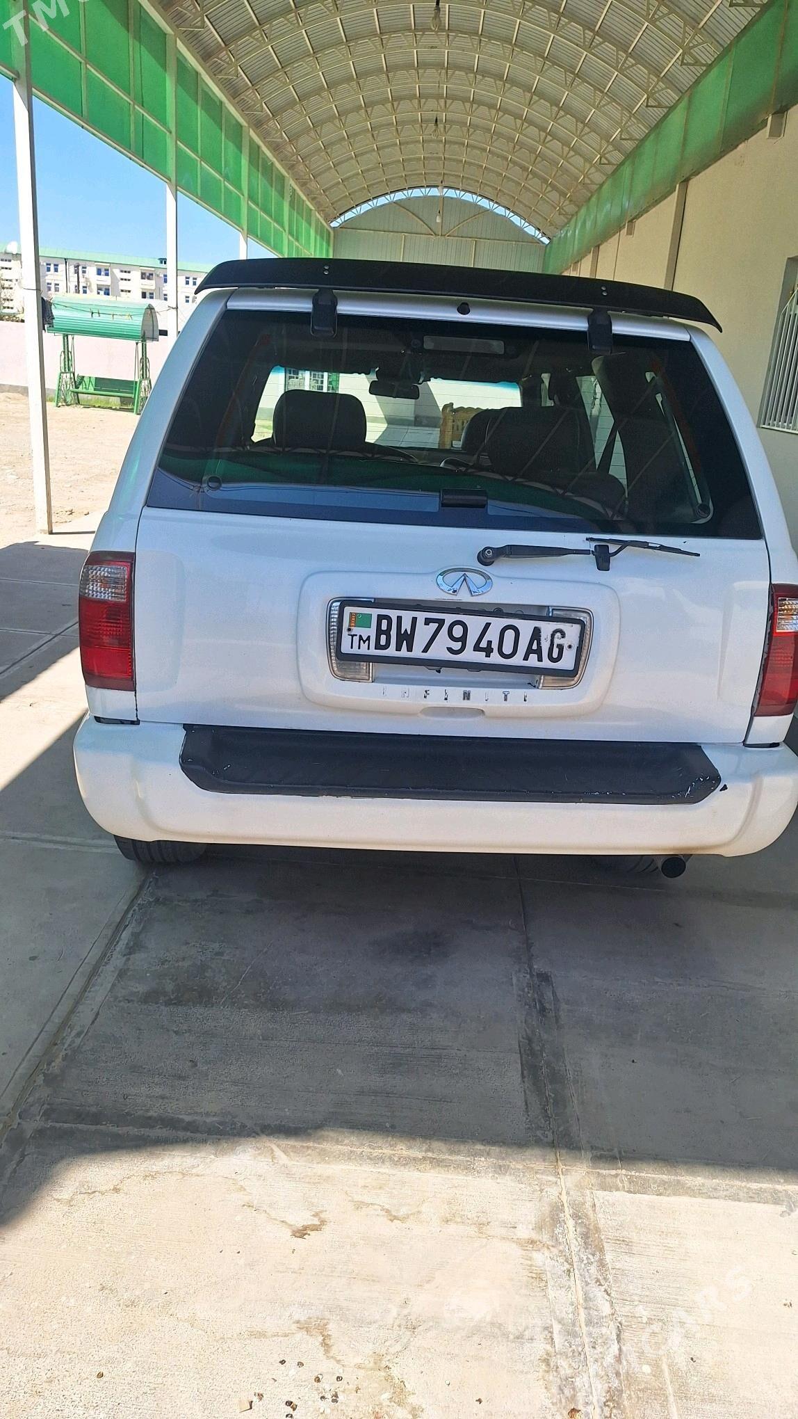 Infiniti Q 2002 - 120 000 TMT - Büzmeýin GRES - img 1