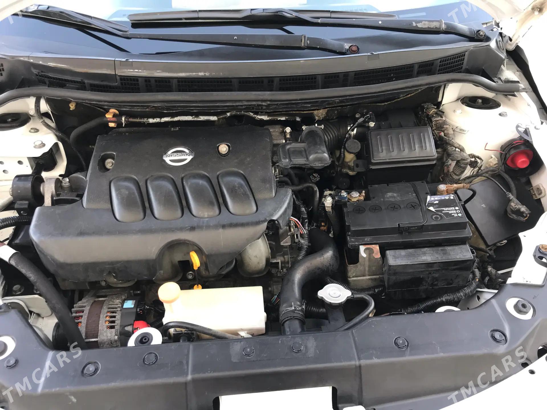 Nissan Versa 2010 - 125 000 TMT - Ашхабад - img 3