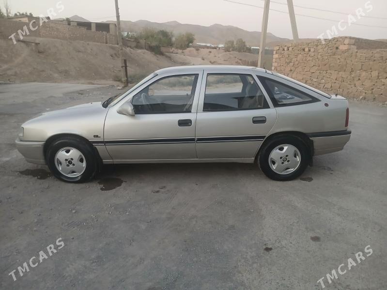 Opel Vectra 1991 - 30 000 TMT - Магданлы - img 3