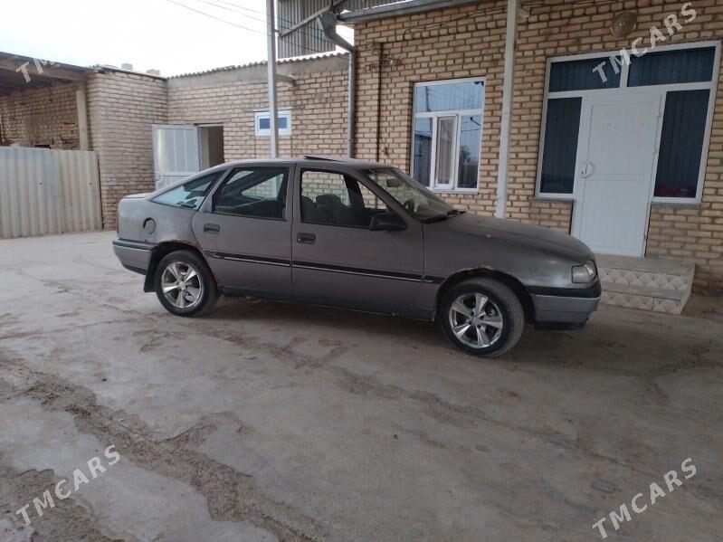 Opel Vectra 1992 - 18 000 TMT - Mary - img 5
