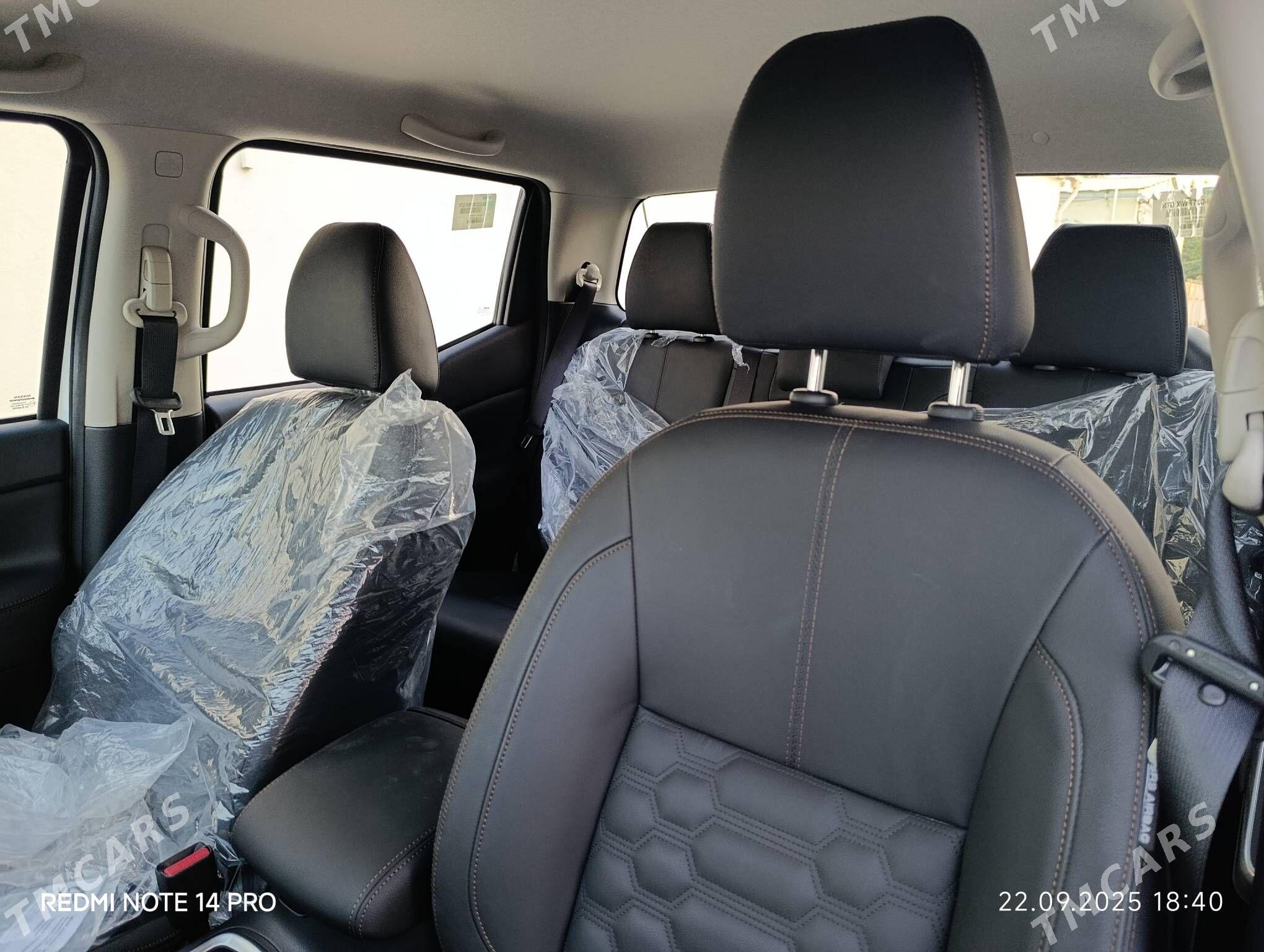 Nissan Navara 2024 - 450 000 TMT - Ашхабад - img 6