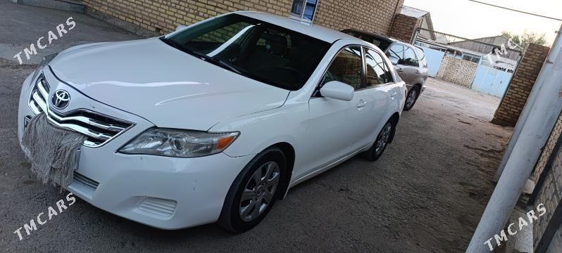 Toyota Camry 2010 - 180 000 TMT - Мары - img 8