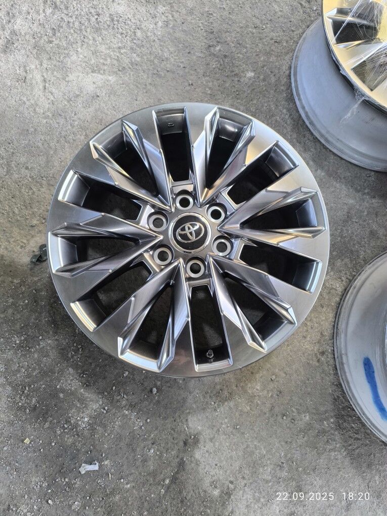 2024 Land cruiser 300 diska 35 000 TMT - Бузмеин - img 2