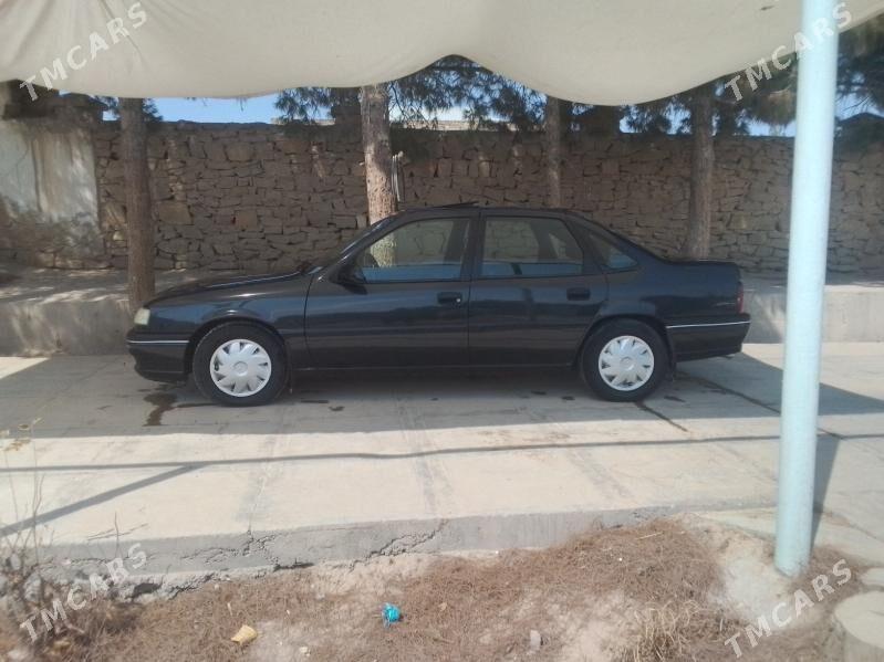 Opel Vectra 1992 - 50 000 TMT - Магданлы - img 3