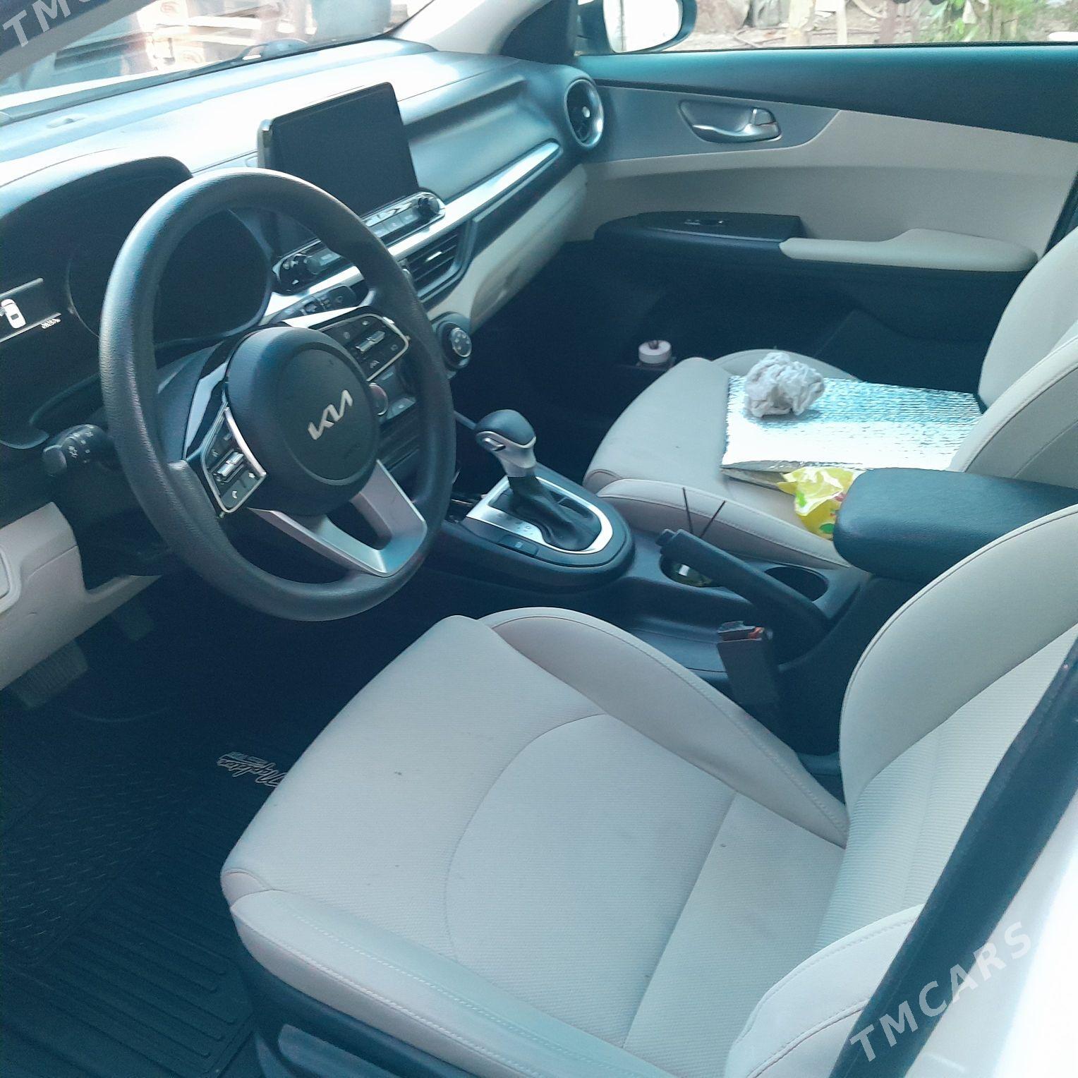 Kia Forte 2022 - 240 000 TMT - Кëши - img 2