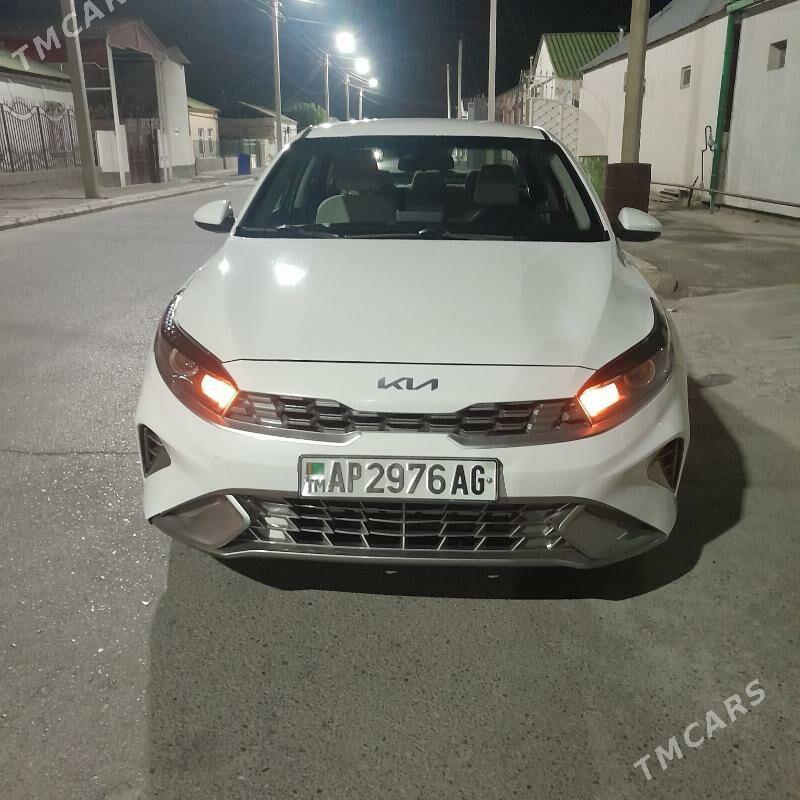 Kia Forte 2022 - 240 000 TMT - Кëши - img 6