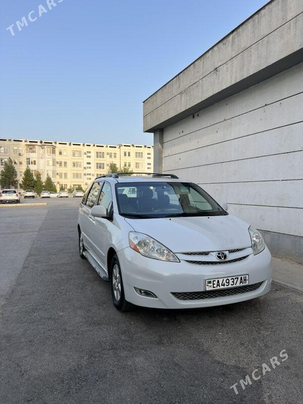 Toyota Sienna 2008 - 250 000 TMT - Aşgabat - img 4