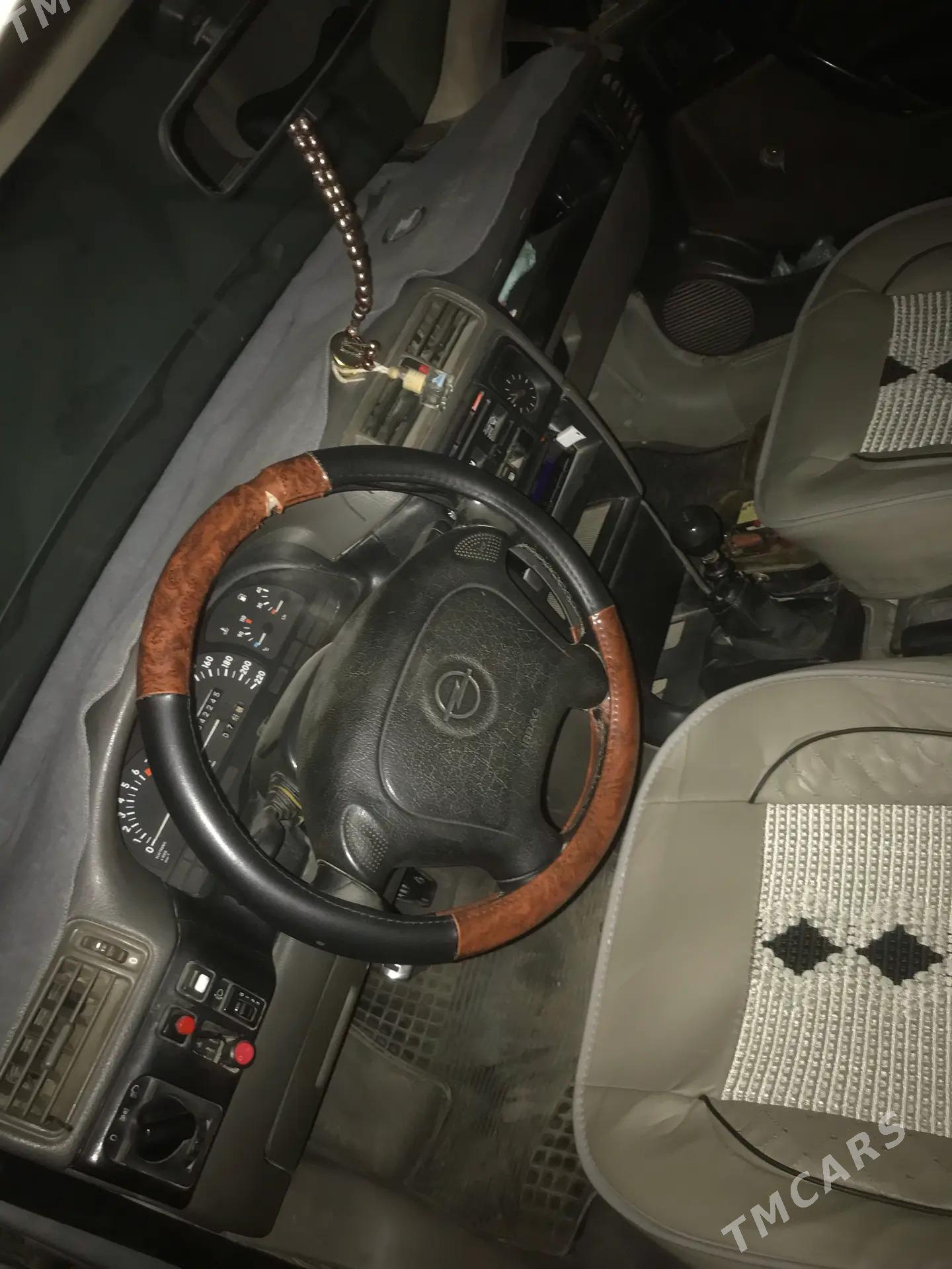 Opel Vectra 1990 - 22 000 TMT - Türkmenabat - img 2